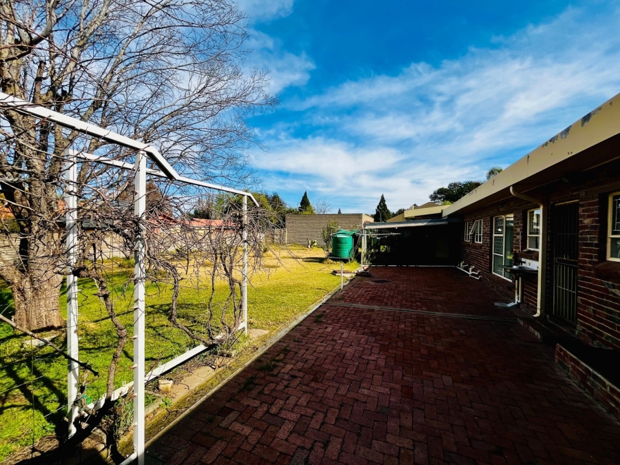 4 Bedroom Property for Sale in Pellissier Free State